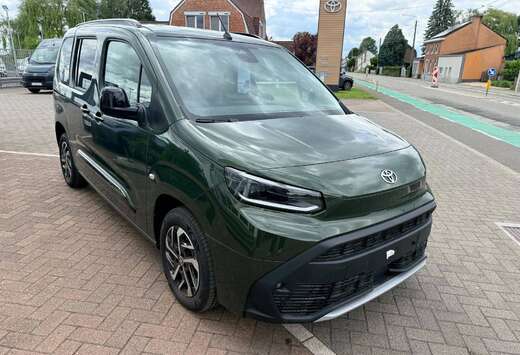 Toyota Proace City Verso SWB 1.2 PureTech Family Fami ...