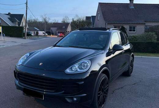 Porsche 3.0i V6 PHEV S Tiptronic (306 kW)