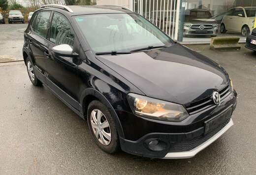 Volkswagen Crosspolo 1.6 CR TDi Urban White DSG