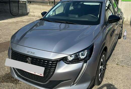 Peugeot 208 1.2i PureTech Style (EU6.4)