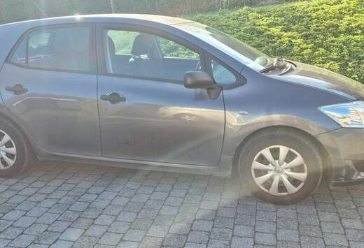 Toyota Auris 2.0 D-4D