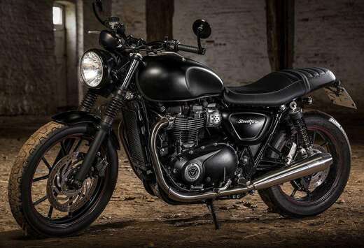 Triumph Unieke 900 Custom (Full Black)
