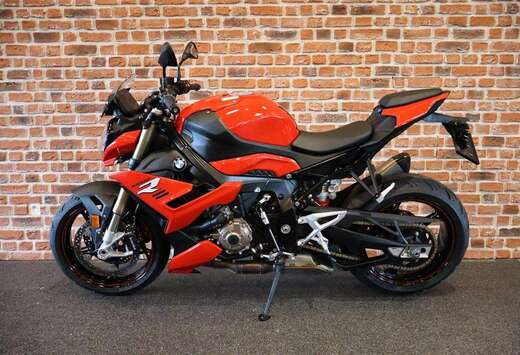 BMW 0