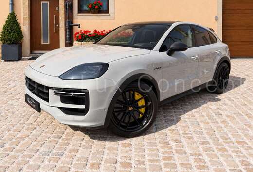 Porsche Turbo E-Hybrid Coupé mit GT-Paket