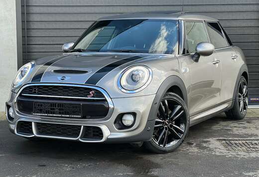 MINI JCW PANO-NAVI-CARPLAY-KEYLESS-H&K-SERICEBOOK