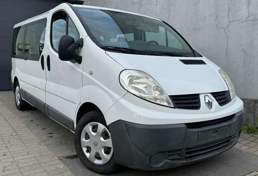 Renault Trafic Passenger 2.0 dCi L2H1 9 PLAATSEN