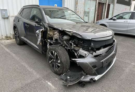 Peugeot 2008 1.2 i 130cv 31500km 2020 gps camera 360