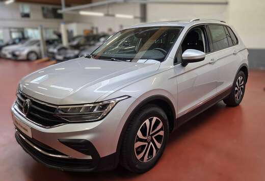 Volkswagen 1.5 TSi DSG + Active + TOIT PANO + CAM + V ...