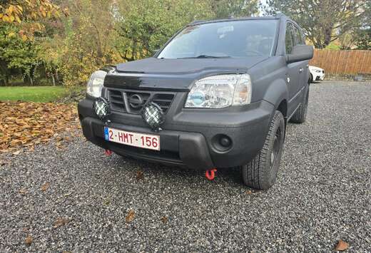 Nissan 2.0i 16v Sport 4x4