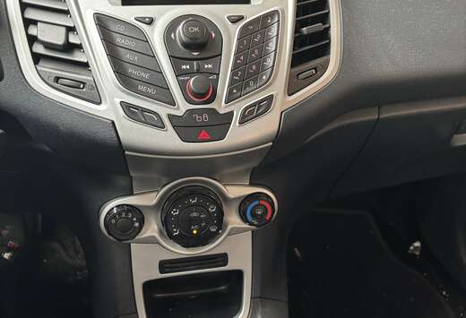 Ford 1.4i Sound Connection Plus Titanium