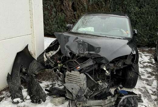 Mazda 1.3i 16v Pour Piece