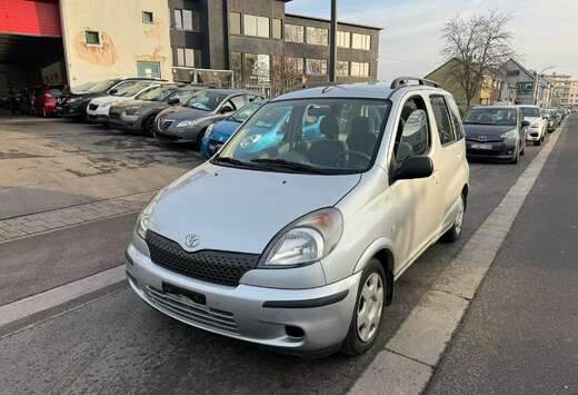 Toyota 1.3i 16v Linea Luna(automatique)