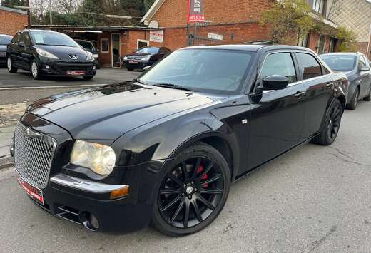 Chrysler 300 C 3.0 CRD V6 155(211) SRT DESIGN CT OK