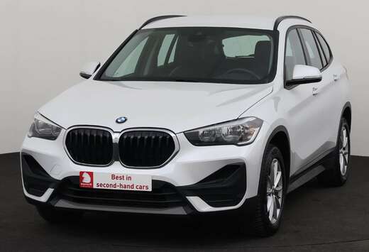 BMW sDRIVE18 i + GPS + CARPLAY + LEDER + PDC + CRUISE
