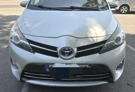 Toyota 1.6 D-4D 7-Sitzer Start/Stop Executive