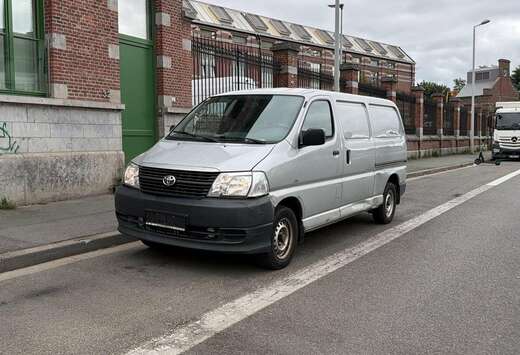 Toyota 2.5 Turbo D-4D LX
