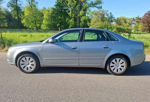 Audi A4 2.0i 20v Full Options