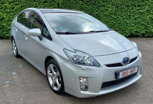Toyota 1.8 CVT Hybride Solar premium