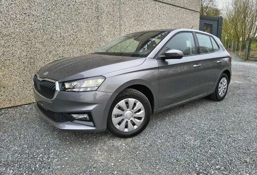 Skoda Fabia 1.0 TSI Selection DSG - cruise - lane ass ...