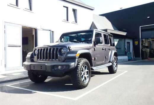 Jeep 2.0 Turbo Rubicon**45000km**