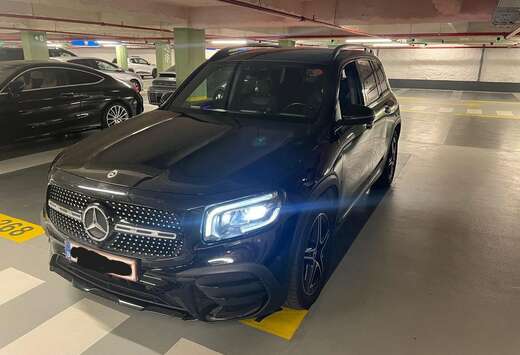 Mercedes-Benz GLB 200 d AMG LINE