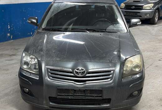 Toyota 2.0i VVT-i 16v D4 Linea Sol