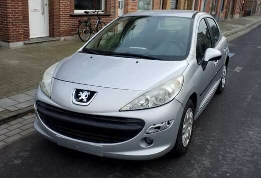 Peugeot 120000km 1.4 euro5  benzine 2010