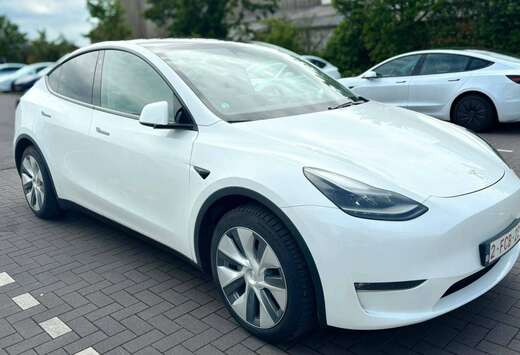 Tesla Model Y 72.5 kWh Long Range