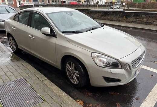 Volvo S60 D3 Geartronic Summum