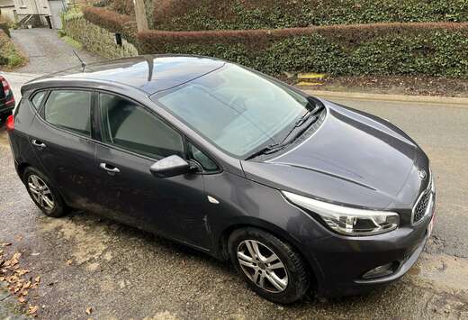 Kia Cee\'d 1.6 CRDi Business Line \'1\' ISG
