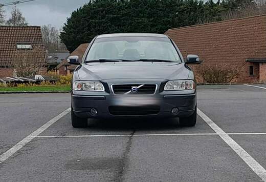 Volvo S60 2.4 Turbo - D Momentum