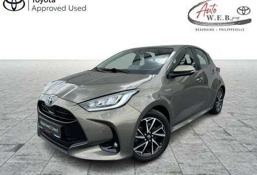 Toyota 1.5 Hybrid e-CVT Iconic + Navi et Hi Tech Pack