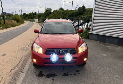 Toyota RAV4 2.0 VVT-i 152 VXE AUTOMATIQUE