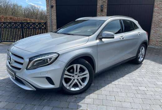 Mercedes-Benz GLA 200