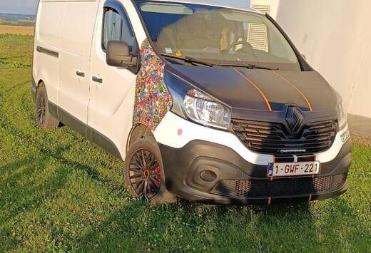 Renault FGN L2H1 1300 KG DCI 120 E6 GRAND CONFORT