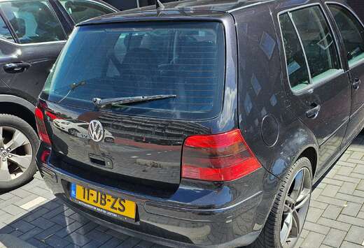 Volkswagen Golf+2.3+V5+Highline