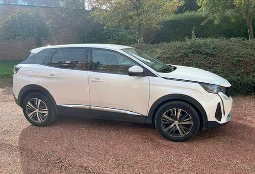 Peugeot 3008+1.2+PureTech+Allure