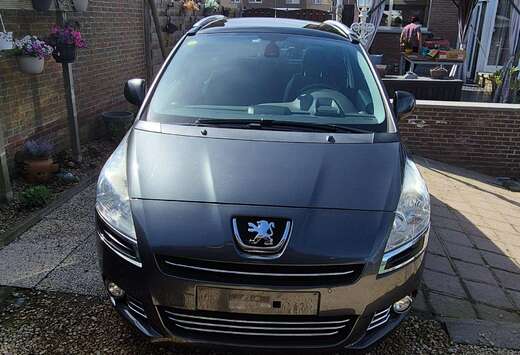 Peugeot 5008 1.6 HDi Allure FAP