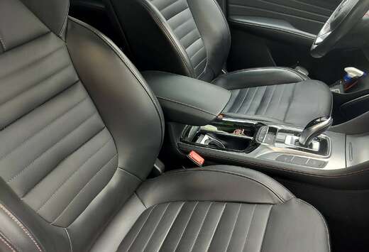 MG EHS PHEV 1.5 Turbo Luxury