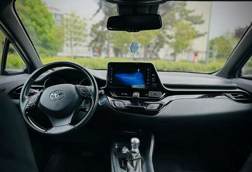 Toyota C-HR Hybrid 1.8i VVT-i C-Business Plus E-CVT