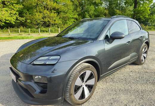 Porsche e-Macan 100 kWh 4