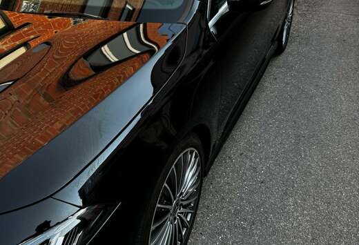 Mercedes-Benz Sedan Business Line