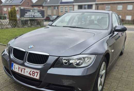 BMW 318i