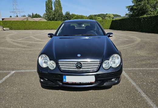Mercedes-Benz Gekeurd voor verkoop Sport Edition Face ...