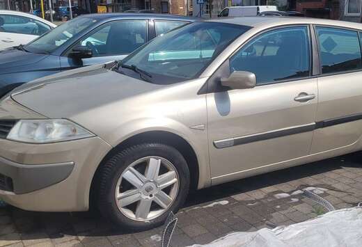 Renault 1.6 Aut Avantage