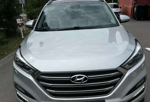 Hyundai Tucson 2.0 CRDi 4WD Automatik 25 Jahre