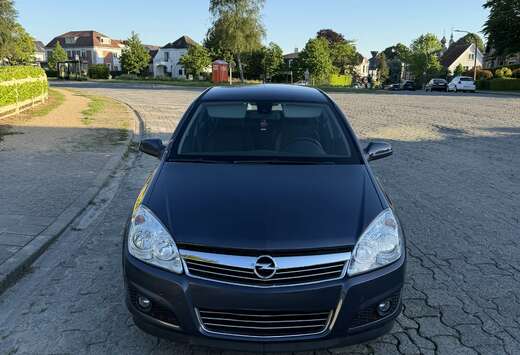 Opel 1.4i Cosmo Easytronic