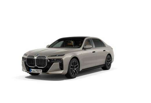 BMW i7 eDrive50 M Sport | THEATRE SCREEN | ICONIC GLO ...