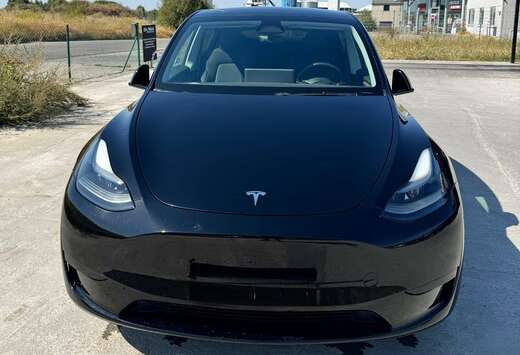 Tesla Model Y 72.5 kWh Long Range RWD