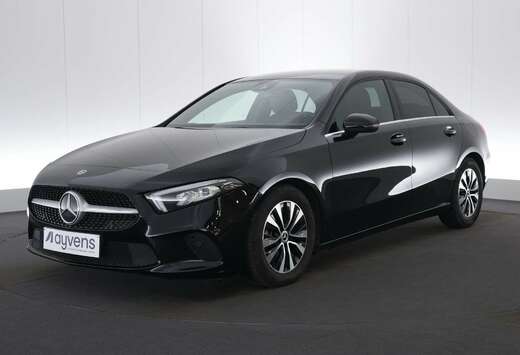 Mercedes-Benz Sedan 180dA Business Line LEDER/STOF LE ...